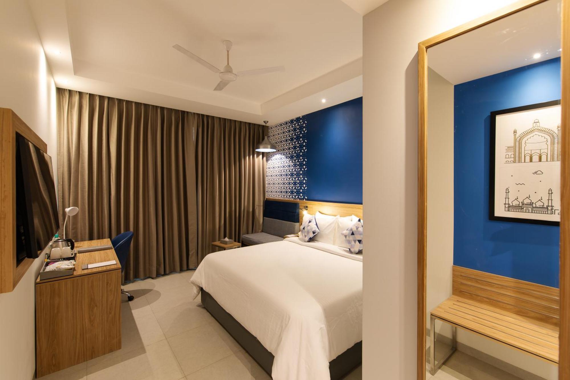 Hometel Alambagh Lucknow - A Sarovar Hotel Extérieur photo