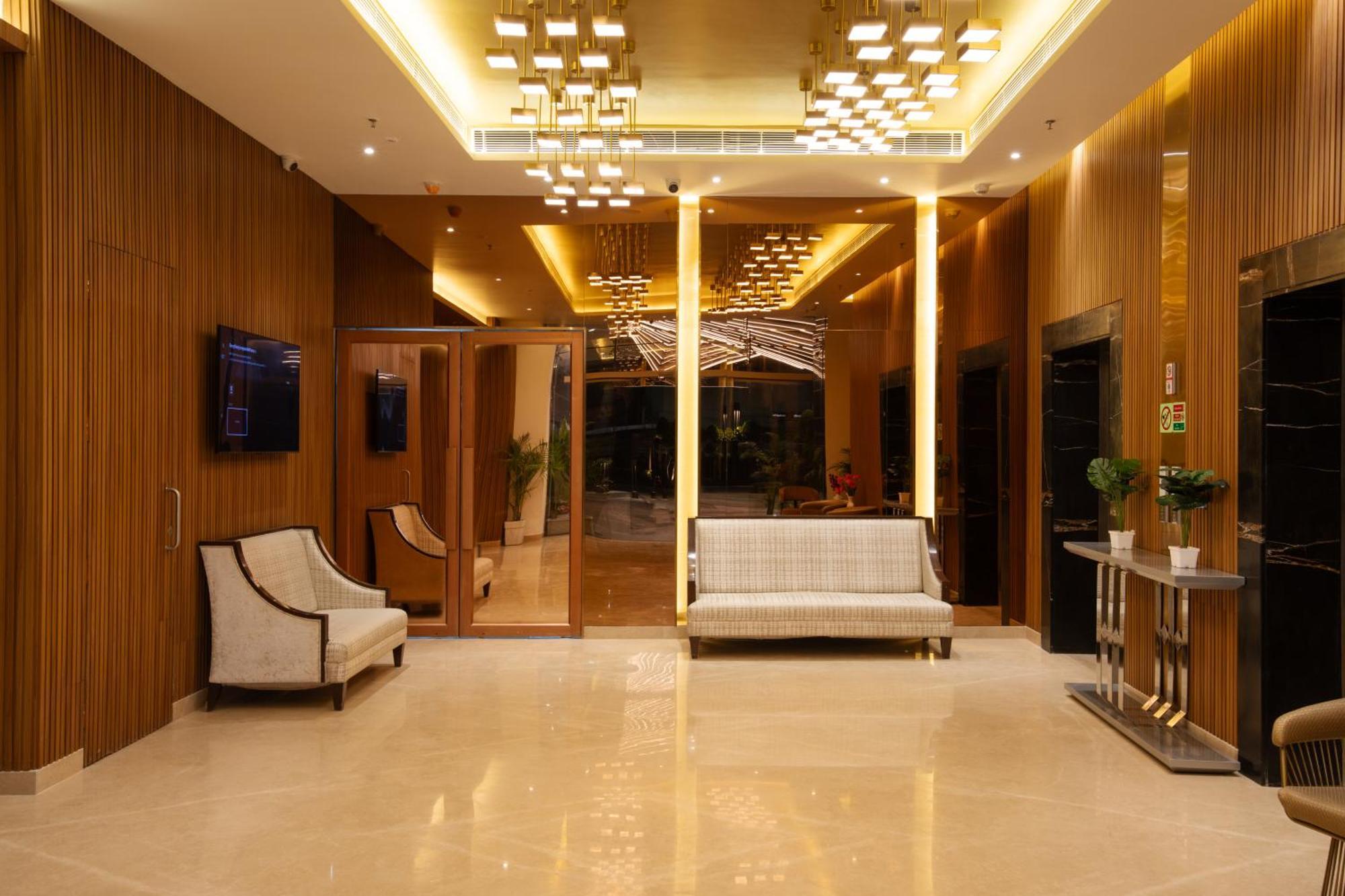 Hometel Alambagh Lucknow - A Sarovar Hotel Extérieur photo