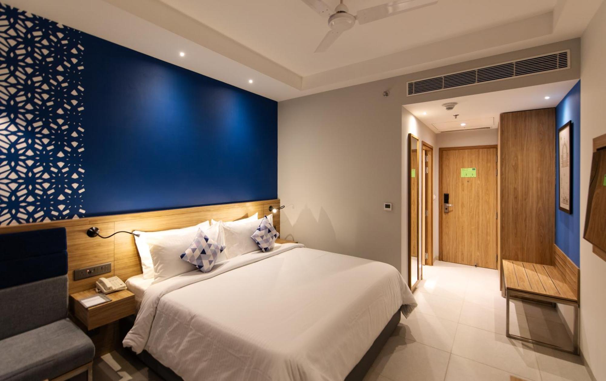 Hometel Alambagh Lucknow - A Sarovar Hotel Extérieur photo